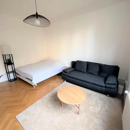 Charmant Logement A Malagnou Genève